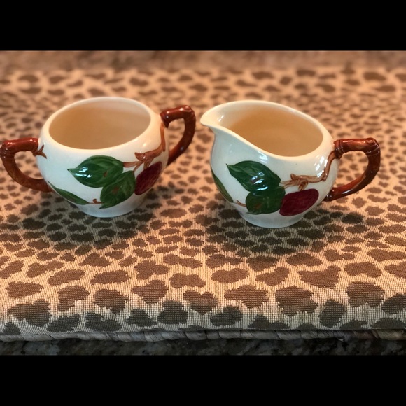 Franciscan Earthenware Other - 🍎Franciscan Apple Creamer & Open Sugar Bowl 🍎